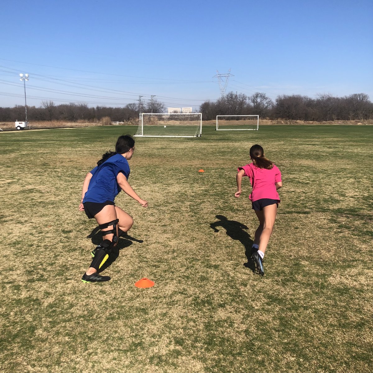 Getting in a little footwork and fitness before the festivities!!  Merry Christmas!! ⚽️🎄