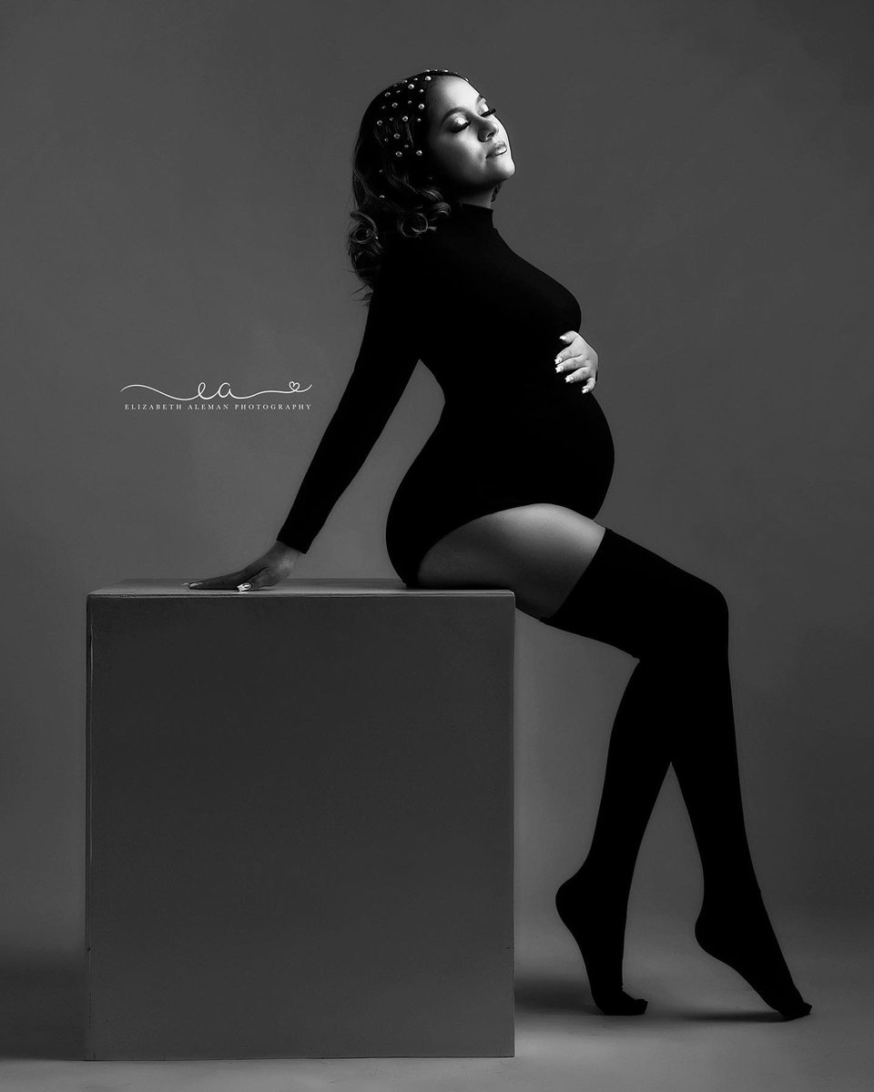 evlnnn's tweet image. Still can’t believe you grew inside of me &amp;amp; now you’re here and all mine 💓