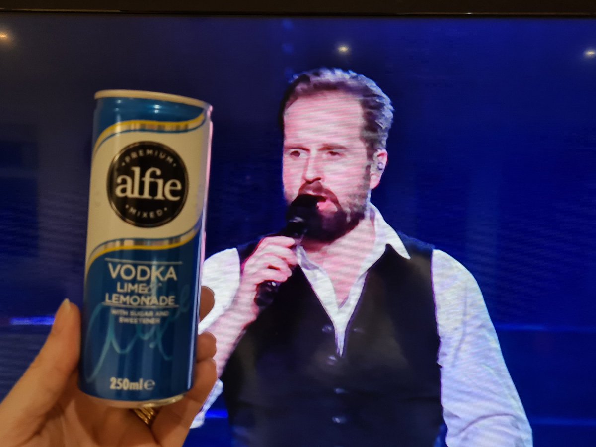 Enjoying Alfie whilst enjoying <a href="/AlfieBoe/">Alfie Boe OBE</a>