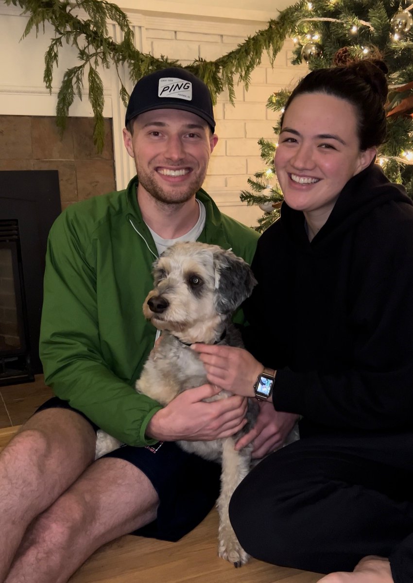 SMUCareerCenter's tweet photo. Merry Christmas Eve and Happy New Year from your Career Center team! We have some surprises for 2022 and can't wait to share them with you! https://t.co/5K2YW3AWx8