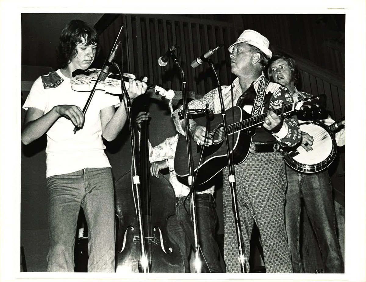 J.D. Crowe, one of the absolute greats in bluegrass, and a really wonderful mentor to me when I was a young boy coming up, has died today - at 84. I was just writing about him in my book this week, how he invited me to be in his band when I was just 14.

rollingstone.com/music/music-co…