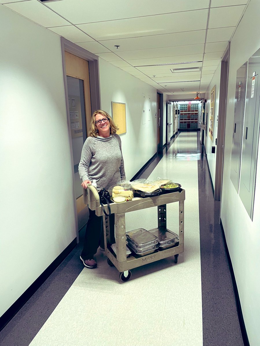 Bellal Joseph (@topknife_b) on Twitter photo <a href="/UofAZSurgery/">University of Arizona Department of Surgery</a> is so lucky to have an amazing admin team lead by <a href="/casmith0483/">Charlotte Smith</a> who every holiday makes a point to order and bring in food for the teams throughout the holiday weekend
#teamWork #DifferenceMakers
#ChristmasEve #holidayseason <a href="/BannerUnivMed/">Banner University</a> <a href="/UofAZSurgery/">University of Arizona Department of Surgery</a> is so lucky to have an amazing admin team lead by <a href="/casmith0483/">Charlotte Smith</a> who every holiday makes a point to order and bring in food for the teams throughout the holiday weekend
#teamWork #DifferenceMakers
#ChristmasEve #holidayseason <a href="/BannerUnivMed/">Banner University</a>