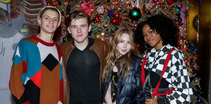 LorenaG8322's tweet photo. Merry Christmas 🎄❄ to everyone, may this day be full of love and peace 💖
@jacenorman @ellaanderson  
@seanryanfox7  @rieledowns https://t.co/GvQu4s8WSh