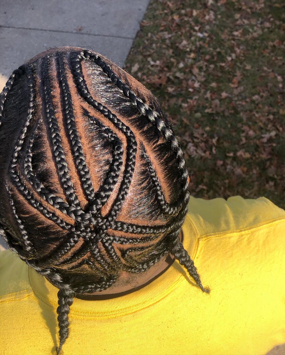 Thee9Studio's tweet photo. 🤩THEE precision 😌
When your clients trust you to FREESTYLE! 

#braids #mensbraids #braider #braidsformen #braidstyles #braidstylesformen #cornrows #cornrowbraids #blackowned https://t.co/T4f77X0dN4