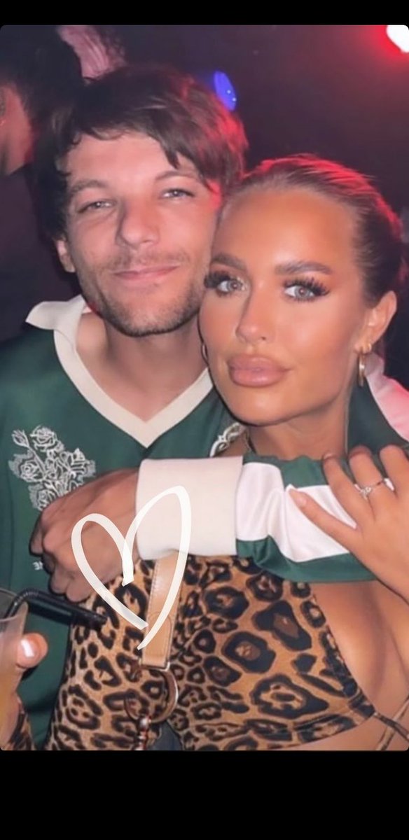 HLNewsBr's tweet photo. 📲| "Feliz 30, irmão ❤️" – Lottie via instagram storie. https://t.co/98pBkFjfCE