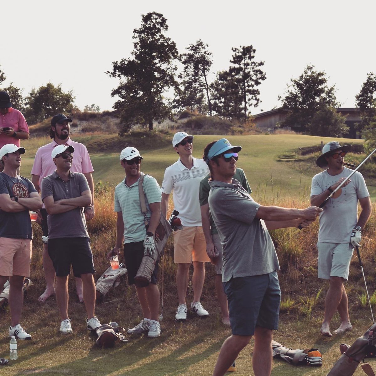 newclubgolf's tweet photo. We are fortunate to have a game like this and the relationships that come with it. Thanks to everyone in 2021 who gave a lift, loaned some clubs, invited someone new or came out to play a match and have some fun. You make this club what it is. Happy Holidays #playandpollinate https://t.co/OxyWD8Mdbl