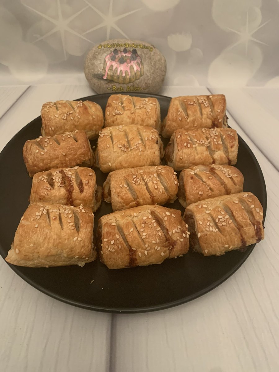 Rob_C_Allen's tweet image. Prepping tomorrow’s #FestiveBakes tea, #pastries Quiche, sausage rolls, corned beef pies and chilli cheese swirls #TwitterBakeAlong