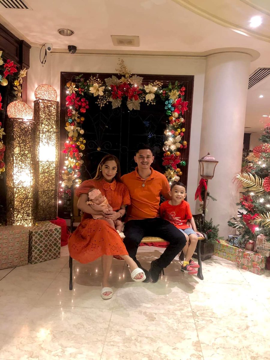 JamesTheJRStro1's tweet photo. Merry Christmas to all 🎄❤️ https://t.co/ustnwHGmWl