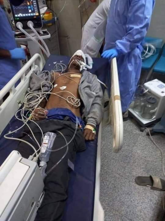 SudanTrend's tweet photo. الشهيد هو حمدي بدر الدين عضو لجان الكلاكلة صنقعت، كان طريح الفراش بالعناية المكثفة بمستشفى فضيل.
#مليونية25ديسمبر https://t.co/vxkYVhF8KT