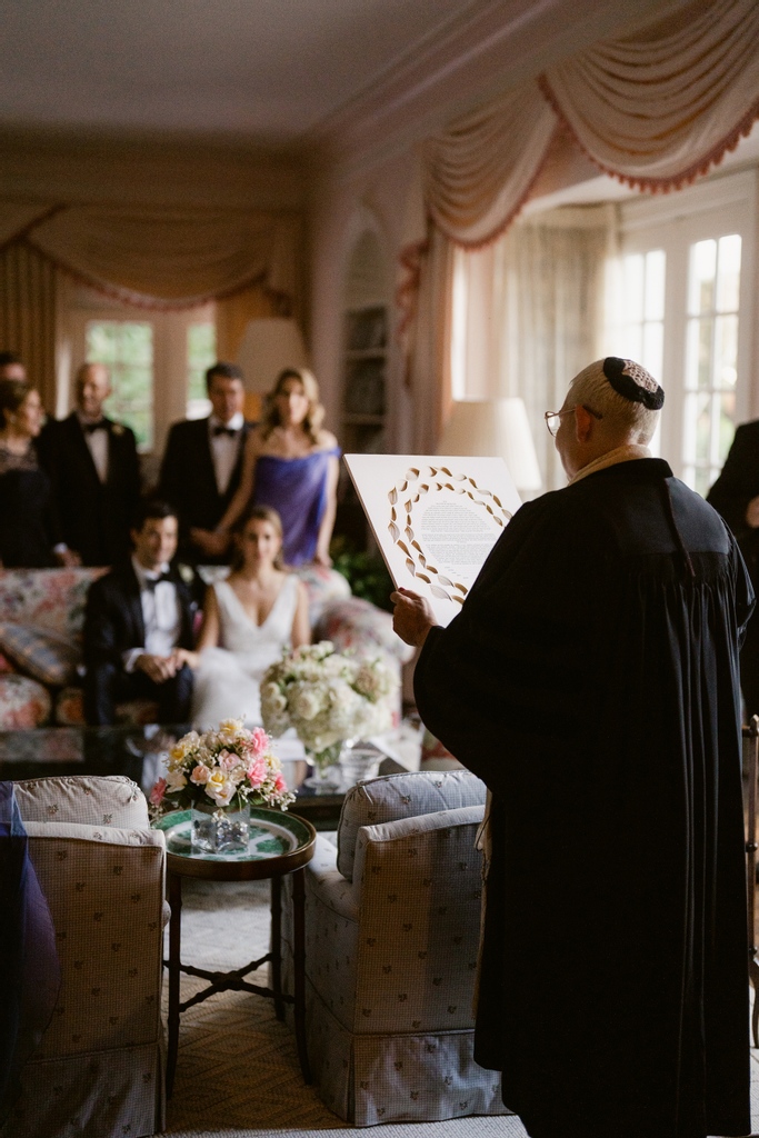 ApotheosisEvent's tweet photo. Every love story begins with a leap of faith. 
You don’t mess with tradition. 

___

Kimberly and Josh, September 2021 https://t.co/mz2LjwxQGC