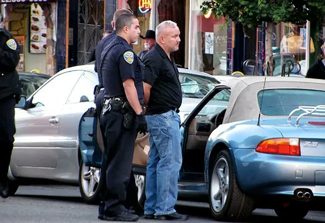 rickmerrillatty's tweet photo. Everett Attorney Rick Merrill explains what you need to know about Driving with Suspended License Charge.
Driving on a Suspended License https://t.co/OeLVcrGsNV
 #RickMerrillExplains #EverettLawyer #MerrillLaw
#DWLS
#LicenseSuspended https://t.co/ER91RNWag6