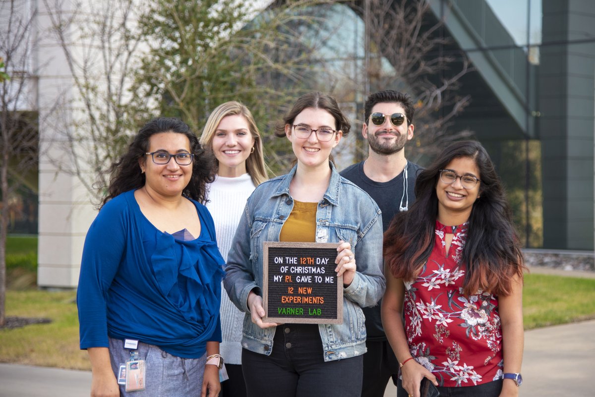 bme_utd's tweet photo. #SeasonsGreetings from Varner's Lab
On the 12th day of Christmas my P.I. gave to me.
12 new experiments
#SeasonsGreetings #Pun #SciencePun #HappyHolidays #UTD #UTDBioe #Bioengineer #Bioengineering #Univeristy #Student #UTDallas https://t.co/iYE1YMAlsz