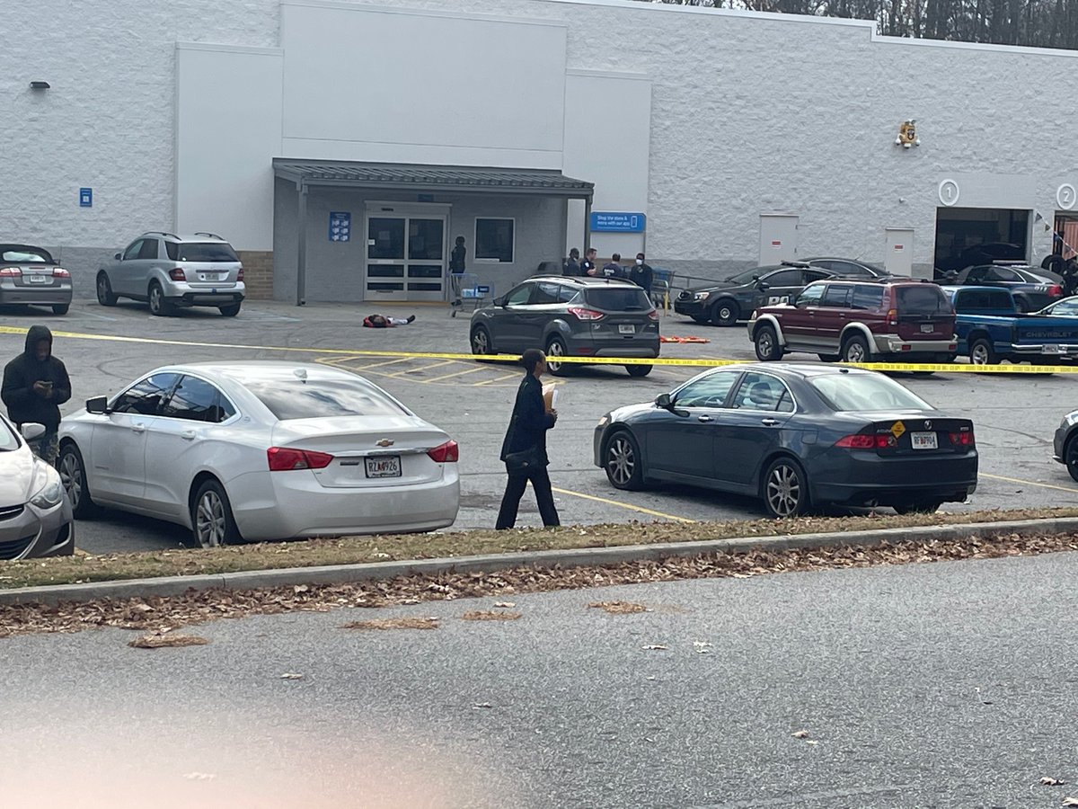 starrpowermedia's tweet photo. @TM_SAVAGES @ATLUncensored Why not? What about the people who were actually there shopping “for the holidays” and their plans were put off track by this shooting inside the store? I was there. This is real life not some fake happy holiday movie. https://t.co/nVgXum6ysT