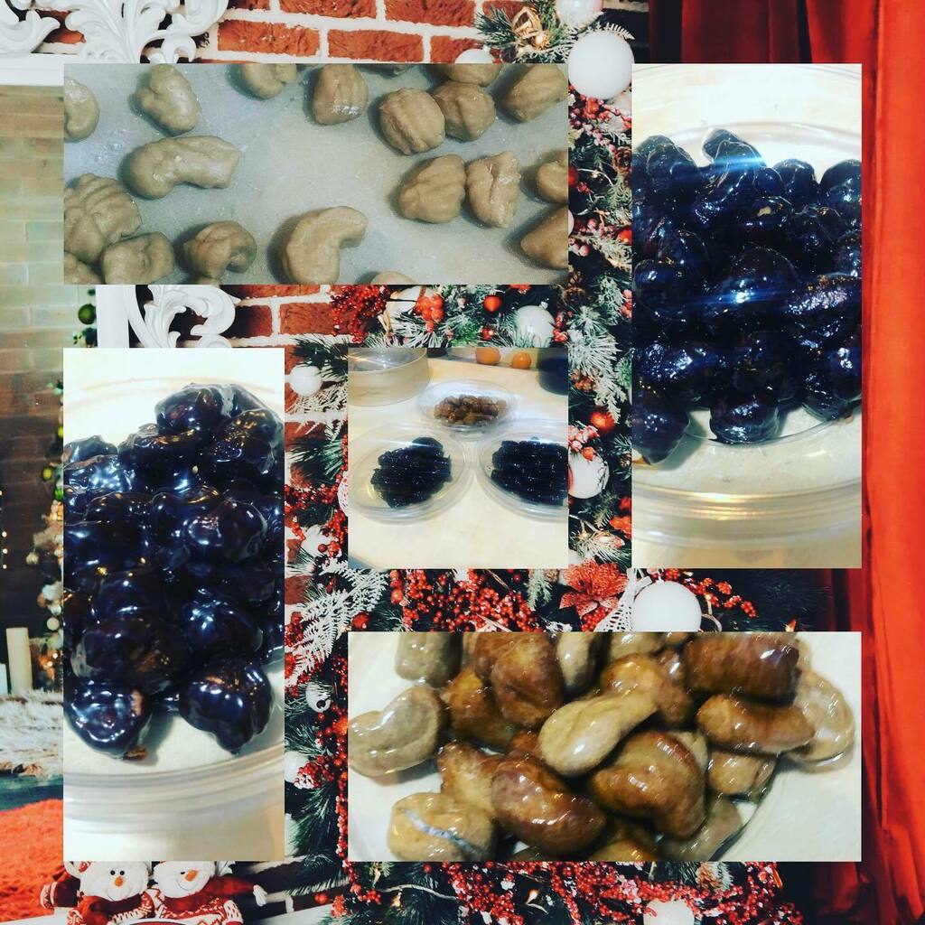 PiramideRossa's tweet photo. Come da #tradizionecalabrese per le #festivitànatalizie ecco uno delle nostre #squisitezza #cosentine: i #turdilli #atturrati con #mieledifichi #mieledapi e con #cioccolatofondente…una #squisitezza per il mio #palato….#auguridibuonefeste a ciascuno di voi e alle vostre famig… https://t.co/D0aD2Z6qlB