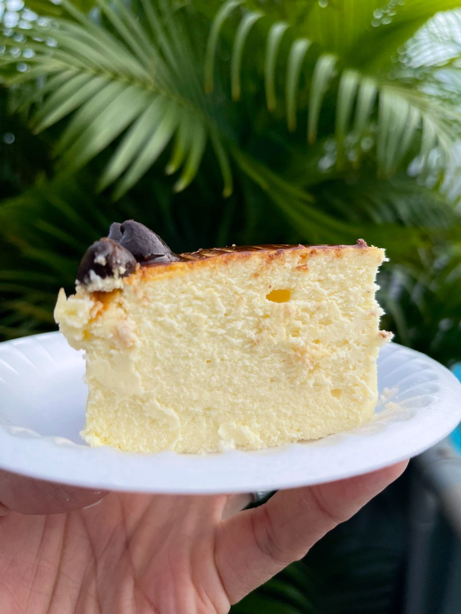 juanvelezcourt's tweet photo. Navidaaaaaad, Navidaaaaaaad! 😍🎄😍🎄😍🎄 #TeamMajarete #TeamCheesecake #TeamPostres https://t.co/VNsa7mYkYj
