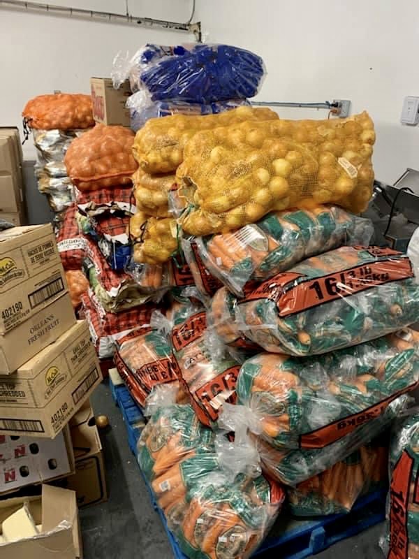 HUGE congrats to <a href="/ursulaguy1003/">Guy Guy</a>, her personal campaign this holiday season led to a donation of 180 turkeys and a literal truck load of vegetables to the <a href="/OttawaMission/">The Ottawa Mission</a>! We are proud supporters and are excited for next year! #giving #holidayspirit #branchav #fundraising