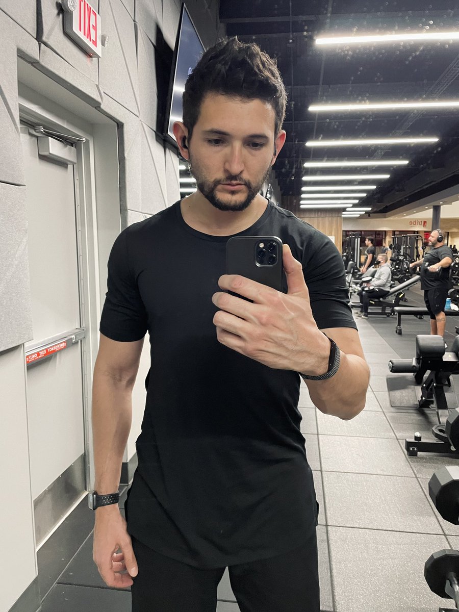 Erik Pavia tweet media