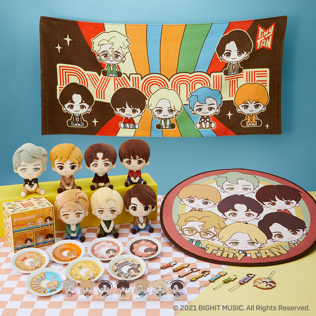 ichibanKUJI's tweet photo. 🌈本日発売🍩
『一番くじ TinyTAN Dynamite』なくなり次第販売終了
第2弾は『Dynamite』デザインでラインナップ
詳細は⇒https://t.co/FvWFEghbif
店舗検索は⇒https://t.co/xH2XC2G19n
#TinyTAN
#一番くじTinyTAN https://t.co/7xHJ2zgdMn