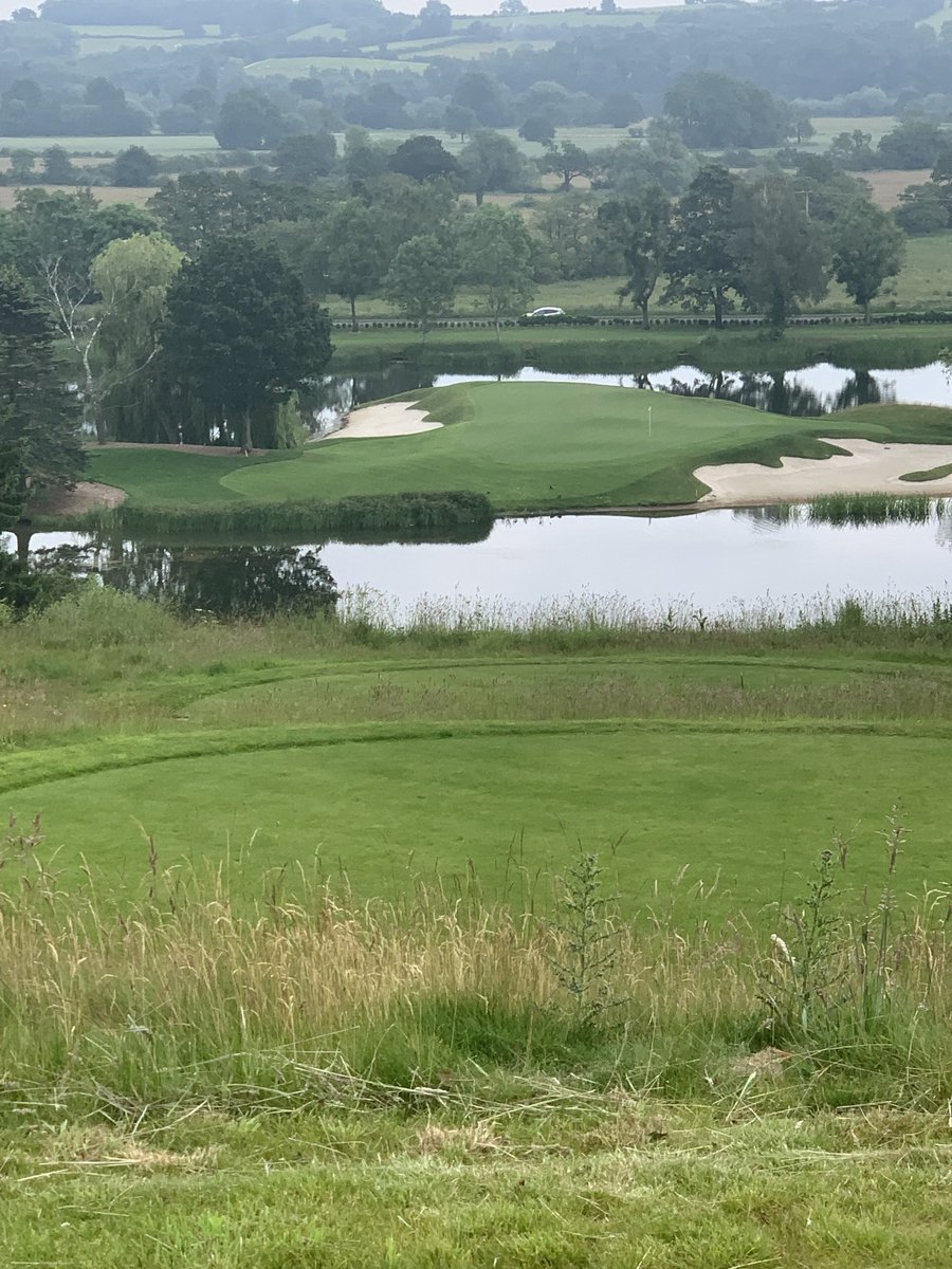 Andrew Aspinall tweet media