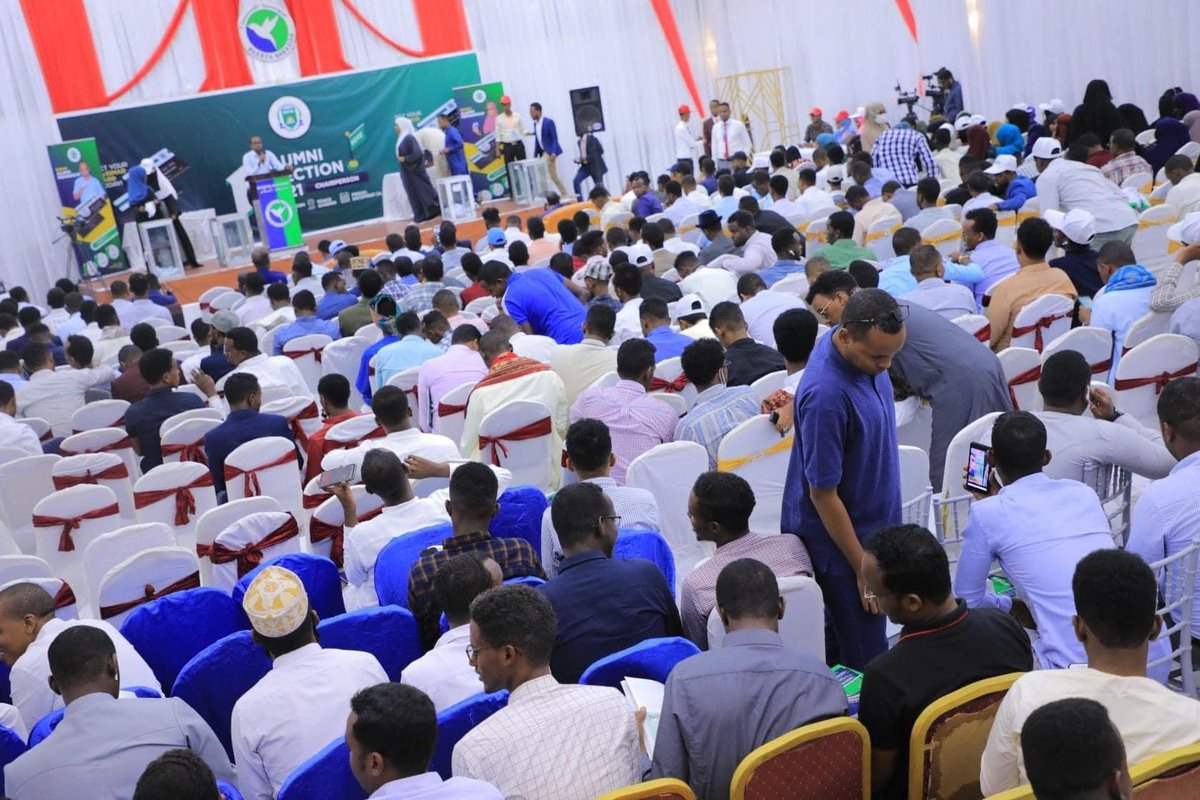 SIMADUniversity's tweet photo. Here’s the official result of #SIMADAlumni election:

Mr. Mohamed A. Dugoow received 59% of the total votes counted while Mr. Abdifatah Y. Dalmar received 41% of the total votes counted. 

Congratulations! @Dugoow is the new Chairperson-elect of SIMAD Alumni Association. #MySIMAD https://t.co/HBonu1fgJo