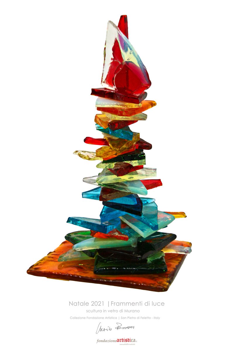 fondARTISTICA's tweet photo. Per sognare, per sperare
Buon Natale e Buon Anno!
@fondARTISTICA #Natale2021 #mariopessott 
#frammentidiluce
#muranoglass
#contemporaryart https://t.co/0L4O1yXjc3