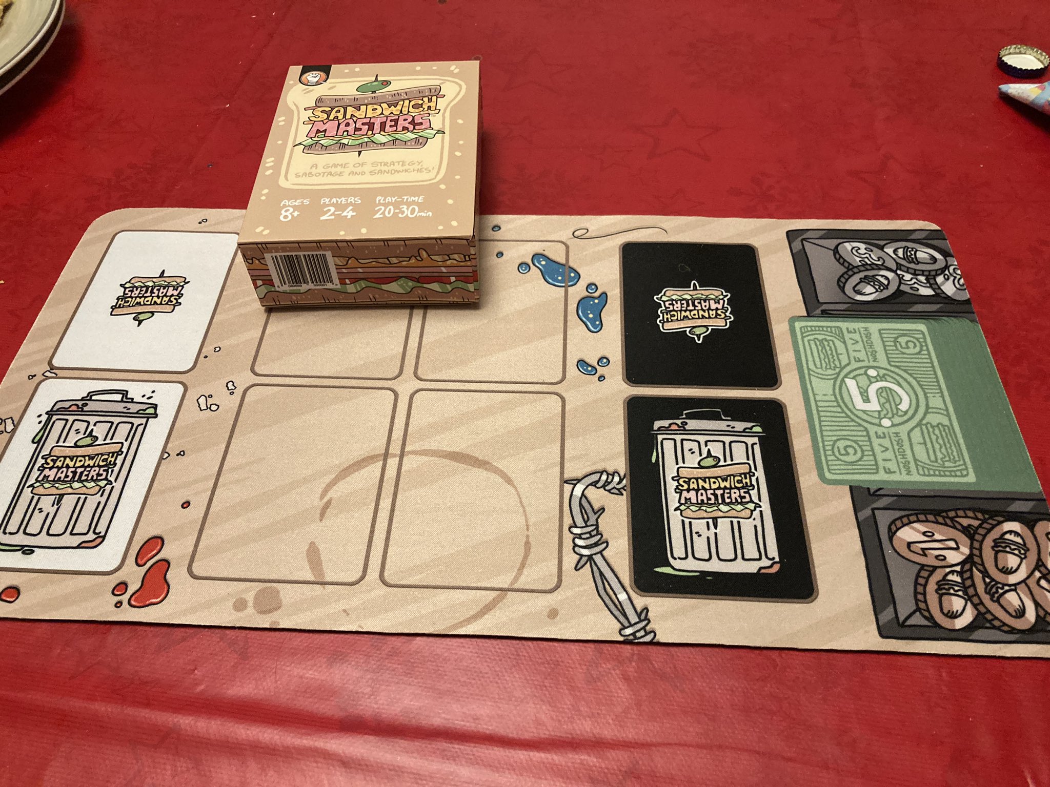 Simon Dodge on Twitter: "Just played our Christmas Eve game, and this year  it was #SandwichMasters by @BigPunchStudios that we got recently from  Birmingham Comic Con. Really fun game that the kids (