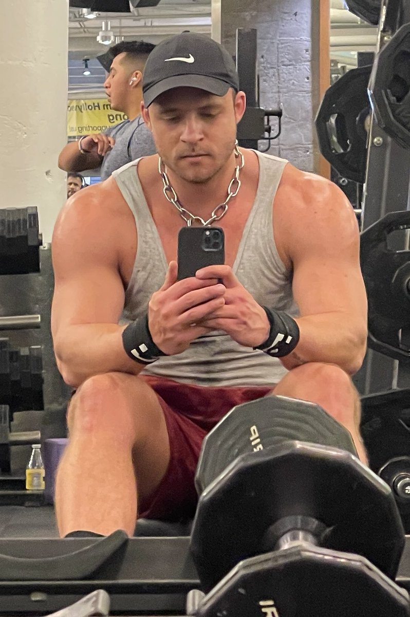 NateGrimesXXX's tweet photo. just tryna be a prize piece of livestock🐮🐖 https://t.co/Bae28tl4LU