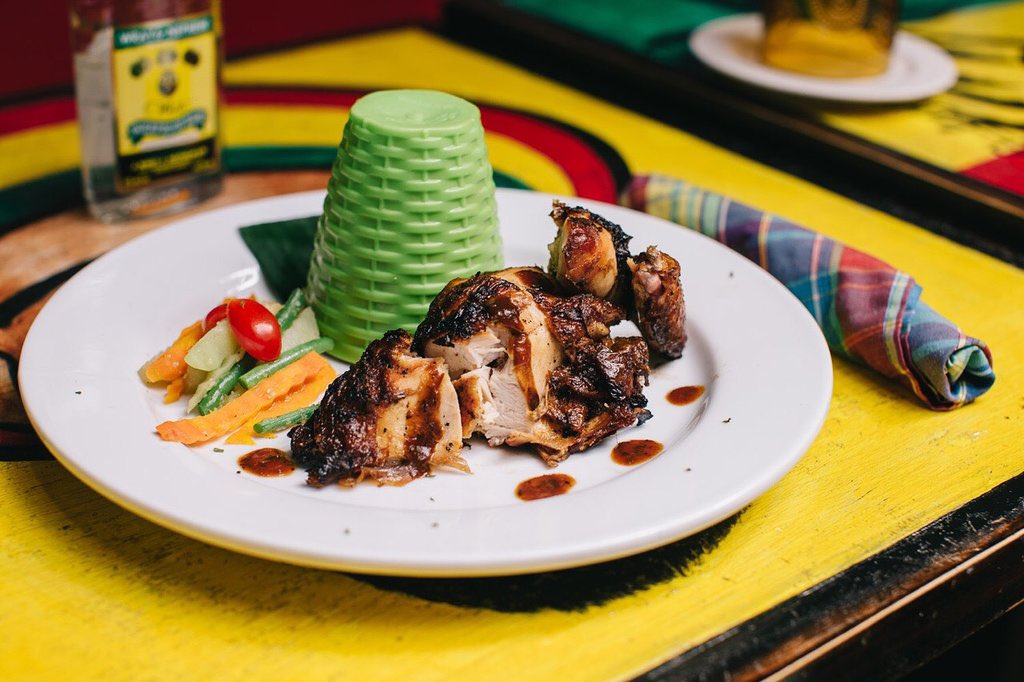 JavaBookings's tweet image. Jerk Chicken from Miss T’s Kitchen is needed. 🤤🇯🇲 #JavaBookings