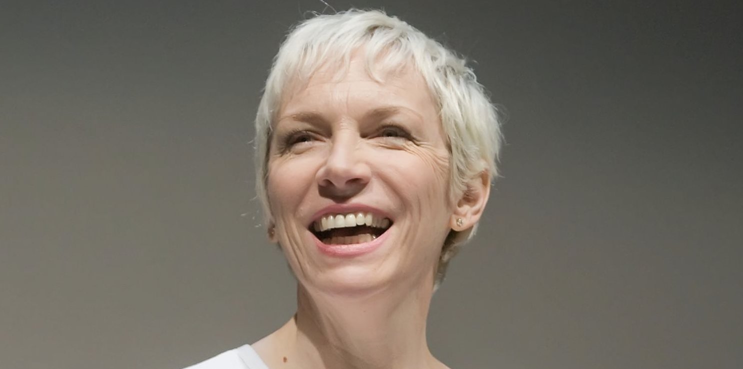 HAPPY 67th BIRTHDAY:  Annie Lennox, Scottish singer-songwriter & pianist (b.1954)  