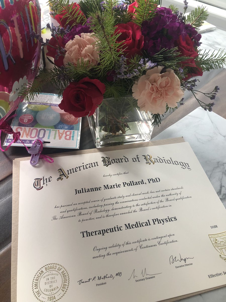 JulieLarkin305's tweet photo. It’s my Birthday 🥳 And I’d like to give a shoutout to @ABR_Radiology for sending me this gift right on time! I wish you all joy, peace and unexpected kindness 😍🎄🎁🎉💃🏿🥳#StillCertified https://t.co/HIb963yotJ