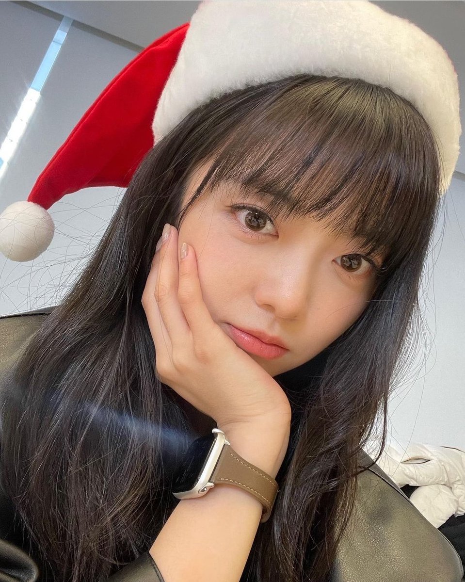 all i want for christmas is you~~ 🎄

— [♡] ; #Suyeon #수연 #지수연 #WekiMeki #위키미키