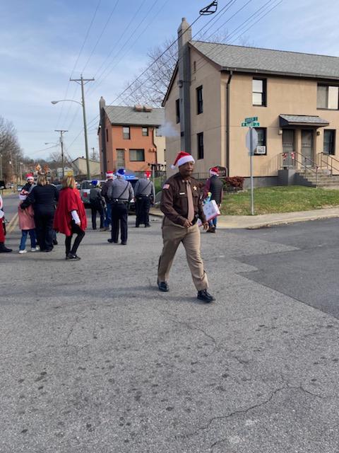 bigpapi1958's tweet photo. Had a blast today partnering with Universal Fibers and my public safety and public school colleagues to help make Bristol's children a little more brighter.  Thank you to #BVPD,#BVSO #BVPS,#BVFD for being a a part of a great cause. I look forward to more of this in the future https://t.co/z0flWRcxwD
