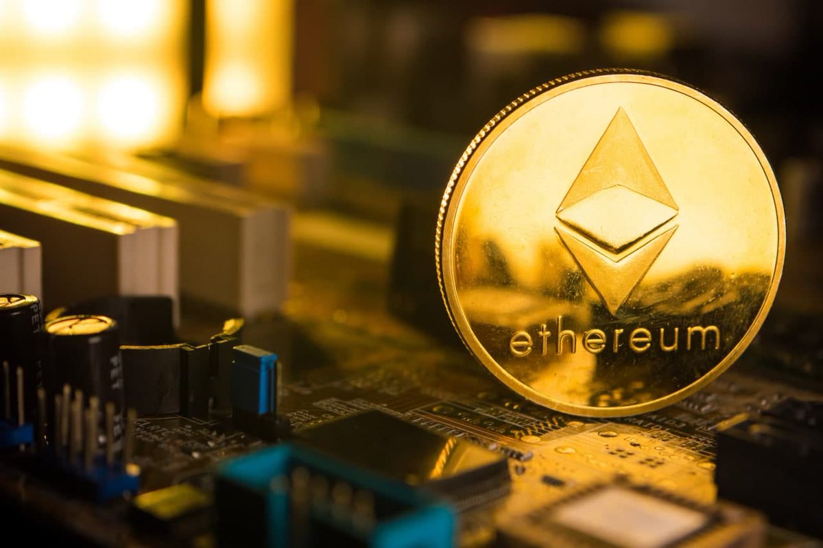 VelmaMoss20's tweet photo. We decided to hold a holiday airdrop to share 100 ETH worth 400,000 US dollars in the form of USDT, so that all of us are immersed in the Christmas atmosphere. #ETH #USDT https://t.co/NxeI6GpFa4