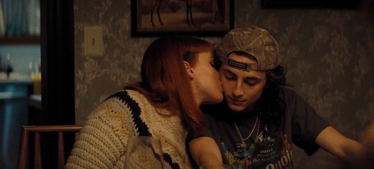 dunesmessiah's tweet photo. jennifer lawrence and timothée chalamet having the most wholesome chemistry in 'don’t look up' https://t.co/K3img7TTVQ