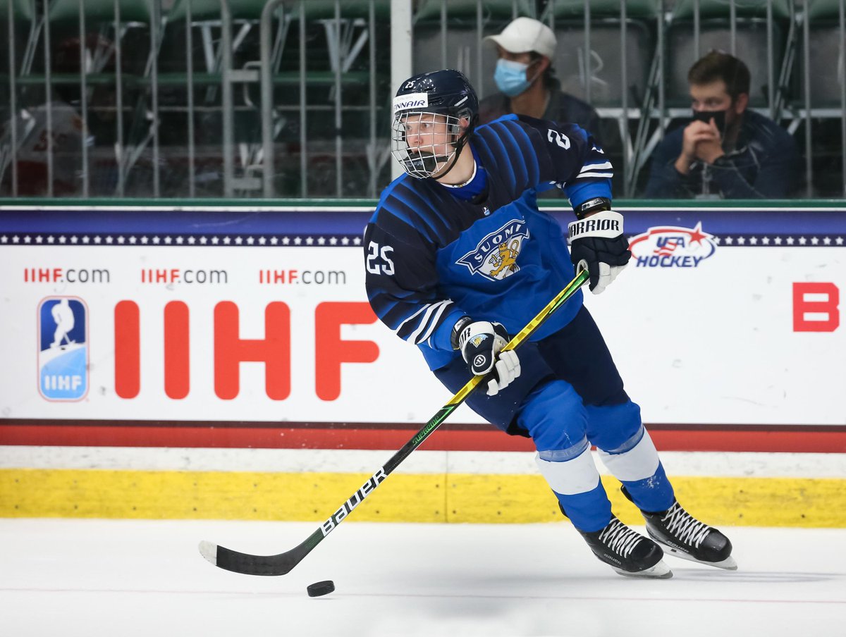 mckeenshockey's tweet image. 2022 WORLD JUNIOR CHAMPIONSHIP: TEAM FINLAND – A Deep Squad and Perennial Medal Threat Features Two High Profile 2022 Draft Prospects

@DraftLook with notes from @Negezzi profile Team Finland

bit.ly/3Jj8aOM