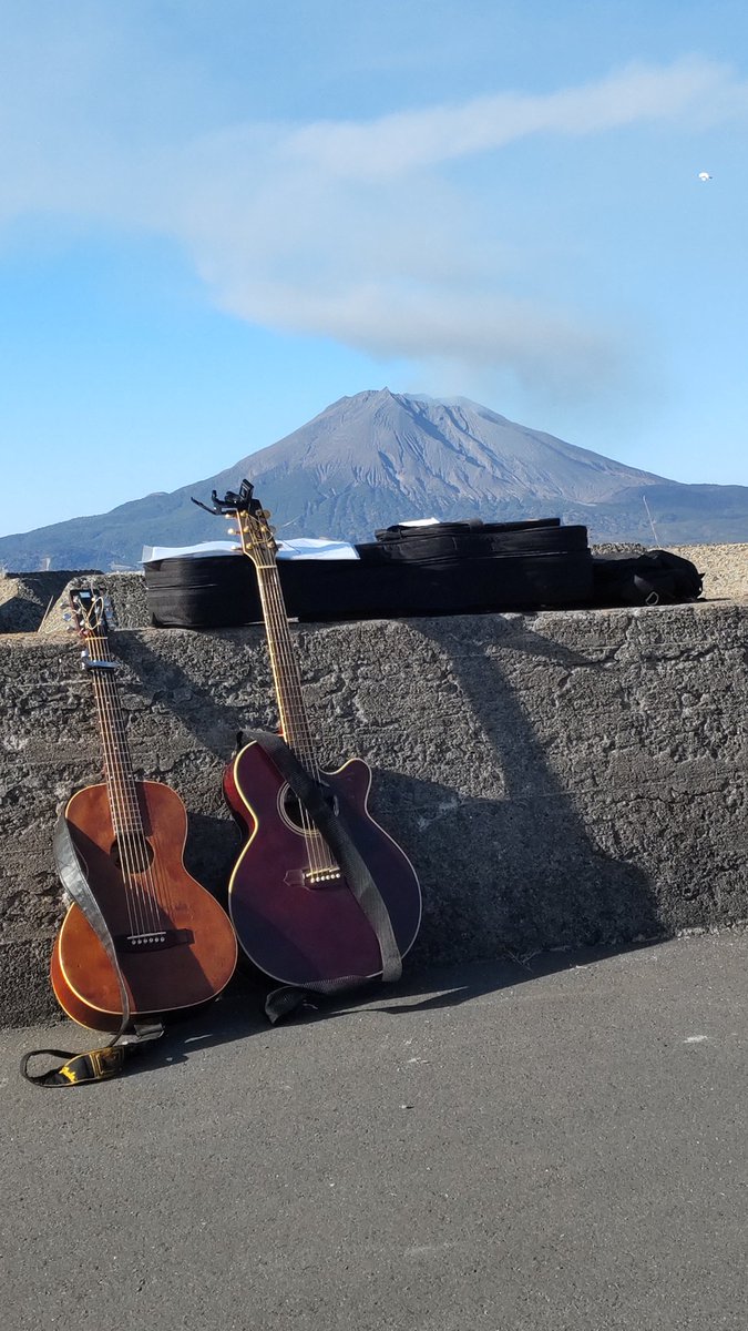 1110Tetsuya's tweet photo. あけましたので久しぶりに大声あげてみました
あの場所で、あの時のように https://t.co/M87U0yWnLy