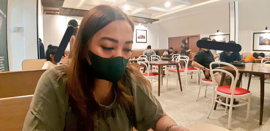 HeiiiSasha's tweet photo. 1st lunch in 2022
#KFCClassic https://t.co/hkGLvusGls
