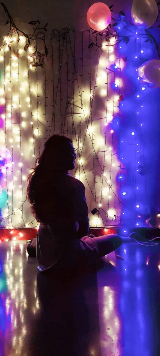 geeta_samota's tweet photo. Wishing everyone to wish for everyone else's health, happiness, joy and wellbeing to fullfill their desires and dreams this year ahead.

#letsspreadjoy
#lifeistooshortletsmakeeverydaycount
#HAPPYNEWYEAR #HAPPYNEWYEAR2022 https://t.co/NvwtJ9oTSr