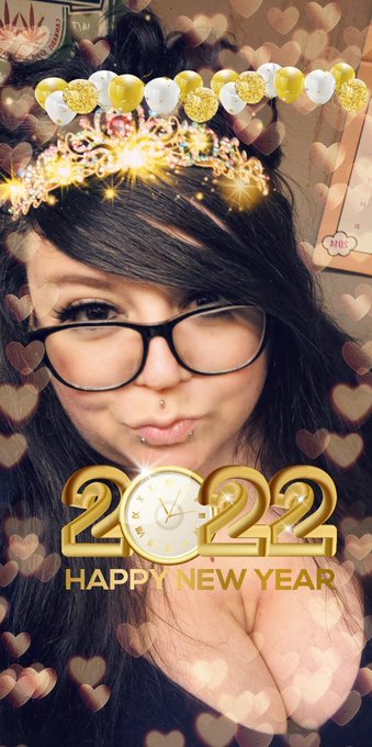 Happy New Year! https://t.co/QMvSNXq2rX<a href="/tag/daddysgirl"class="tags"><span>#daddysgirl</span></a><a href="/tag/daddy"class="tags"><span>#daddy</span></a><a href="/tag/fathersday"class="tags"><span>#fathersday</span></a><a href="/tag/camgirl"class="tags"><span>#camgirl</span></a><a href="/tag/findom"class="tags"><span>#findom</span></a>