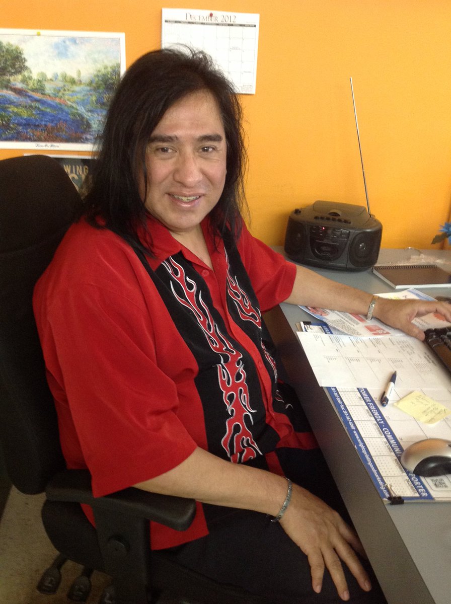 Good friend's birthday today, my midnight call finds him suffering from covid because right wingers won't vaccinate. Designer of many mags, Ohio born &amp; bred.  <a href="/RandiRhodes/">Randi Rhodes</a> <a href="/nicolesandler/">Nicole Sandler</a> @GottaLaff <a href="/JohnFugelsang/">John Fugelsang</a> <a href="/hari/">hari sreenivasan</a> <a href="/JessicaBiel/">Jessica Biel</a> <a href="/KyleKulinski/">Secular Talk (KyleKulinskiShow@bsky.social)</a> <a href="/Thom_Hartmann/">Thom Hartmann</a> <a href="/StephMillerShow/">Stephanie Miller</a>