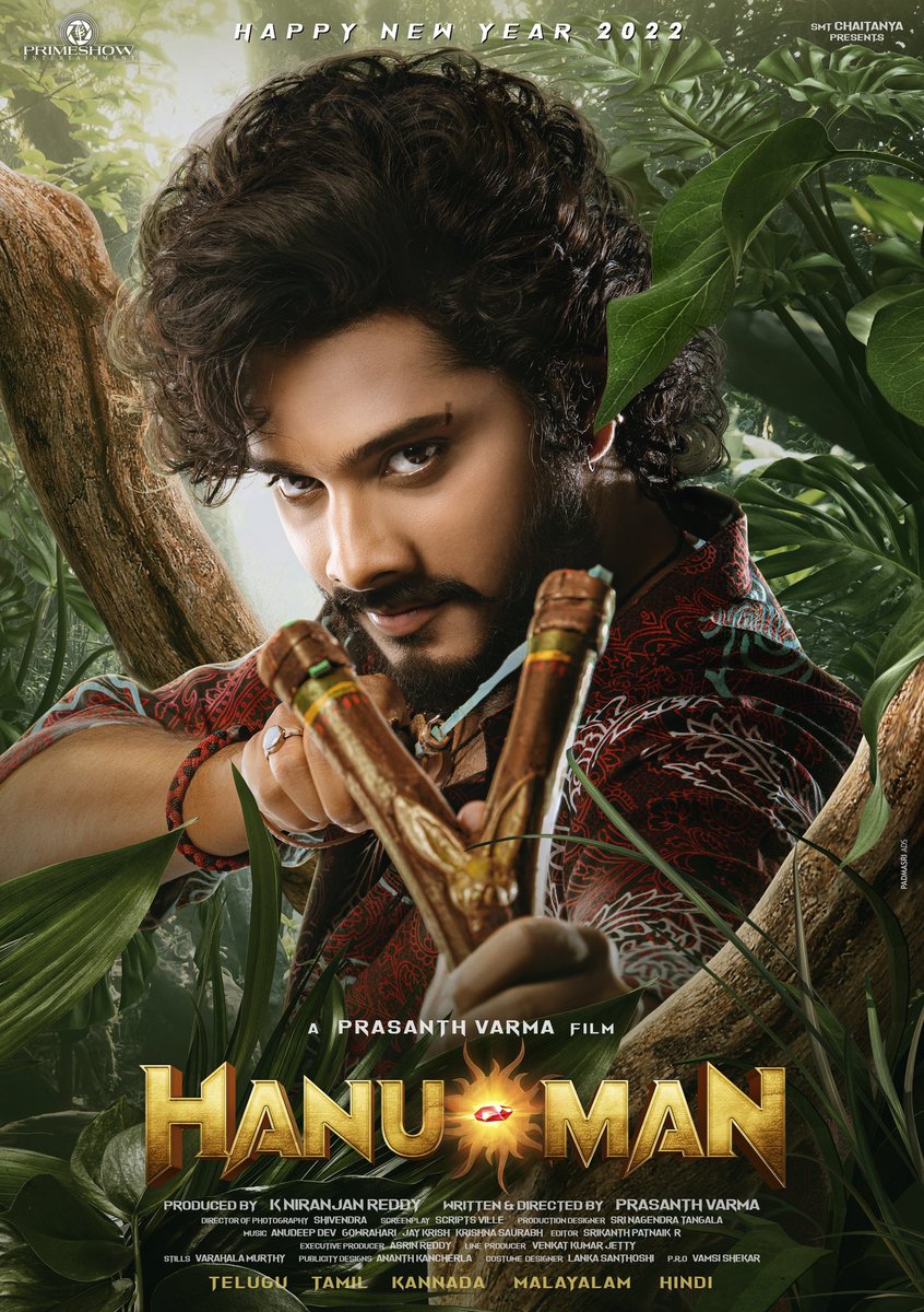 PrasanthVarma's tweet photo. Team #HanuMan Sending you the Super Powers to fight against all the odd &amp; evens this year 🔥✊🏻

Wishing you all a SUPER #HappyNewYear🎉😍

@tejasajja123 @Actor_Amritha 
@Niran_Reddy @Chaitanyaniran @AsrinReddy @Primeshowtweets
#HanuManTheOrigin https://t.co/LCWMTlDNIR
