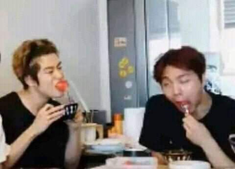 โต๊ะนี้ไม่แบ่งใครเลยอ่ะ ใจเย็นๆได้มั้ย #ผับอีsmทิพย์