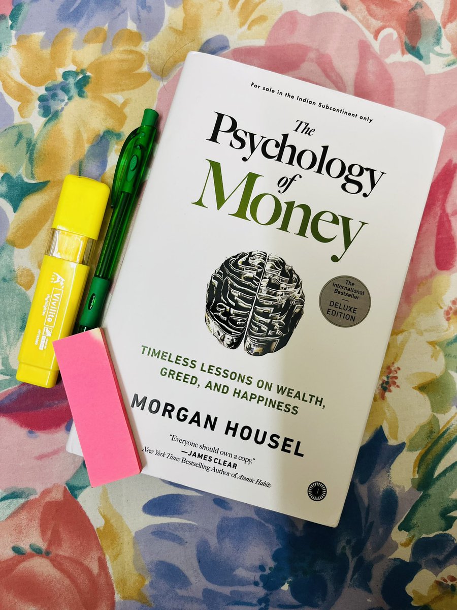 Rheaa_141's tweet photo. Taking on the first challenge of the year! #htbrunchbookchallenge 
@HTBrunch 

1/many: The Psychology of Money by @morganhousel 
Have been meaning to read this for a while now, and guess what! This came in as a Christmas gift from a co-worker. Excited :) https://t.co/VThQY5gsTc