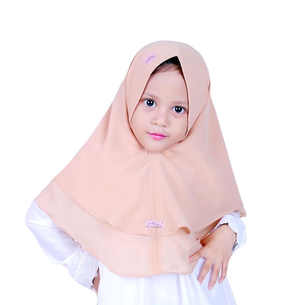 vit3003's tweet image. Yukkk Cek EmmaQueen - Jilbab Anak Instan Steffi dengan harga Rp79,000. Dapatkan di Shopee sekarang! shp.ee/zvgvi99
