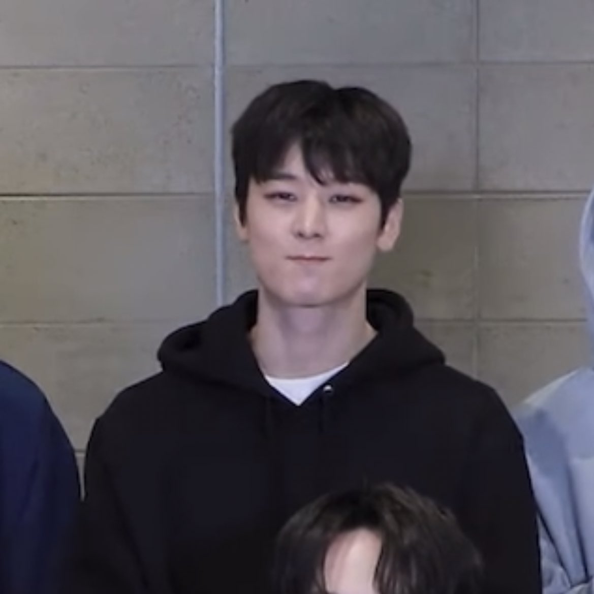 히토 tweet media