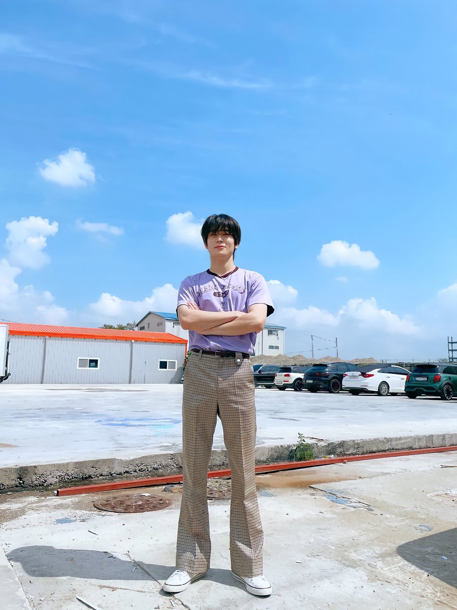 happy new year ya'll luv 🤍