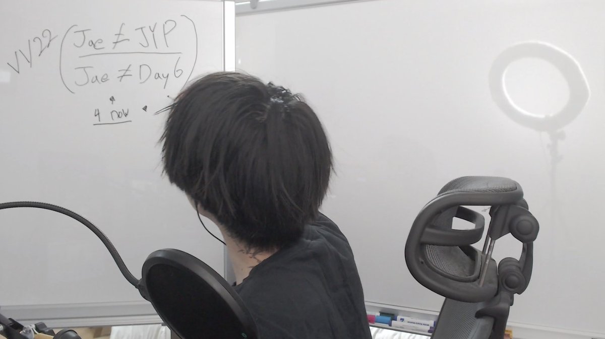 lunekyh's tweet photo. jae is currently on stream explaining that as of january 1st 2022, he is no longer in jyp. he also said he is no longer in day6 FOR NOW.

"i have talked to the boys about it. no worries. you guys are gonna have to take my word on this one. [...] if you trust [me or] the boys, +" https://t.co/Yj85IlCJ1C