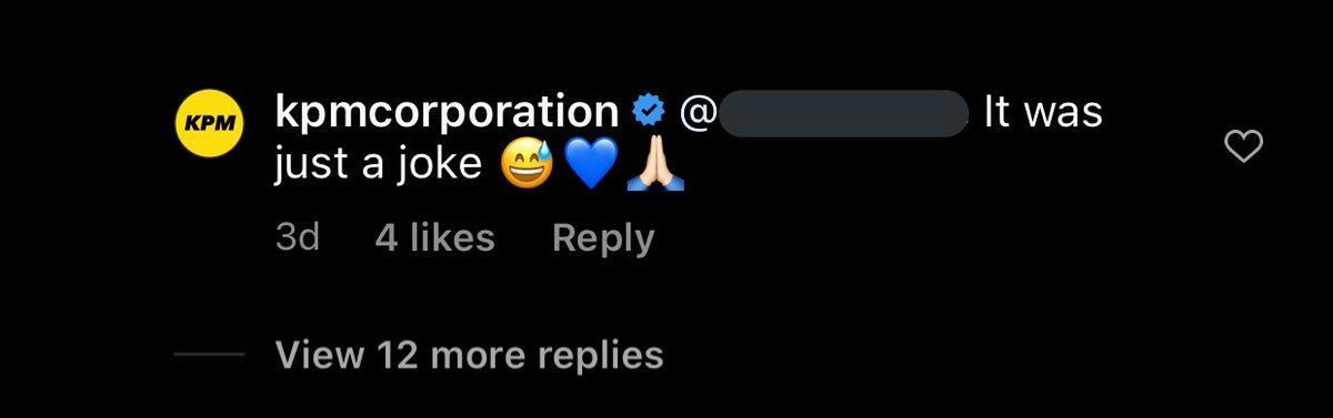 fallthenbloom's tweet photo. bisa bisanya akun berita yg verified ngepost rumor dating, ngetag idolnya, abis itu di komentar baru ngaku kalo post itu cuma jokes. r&amp;b‼️

https://t.co/y4yfTAbbd0 https://t.co/s9s69HtqRV