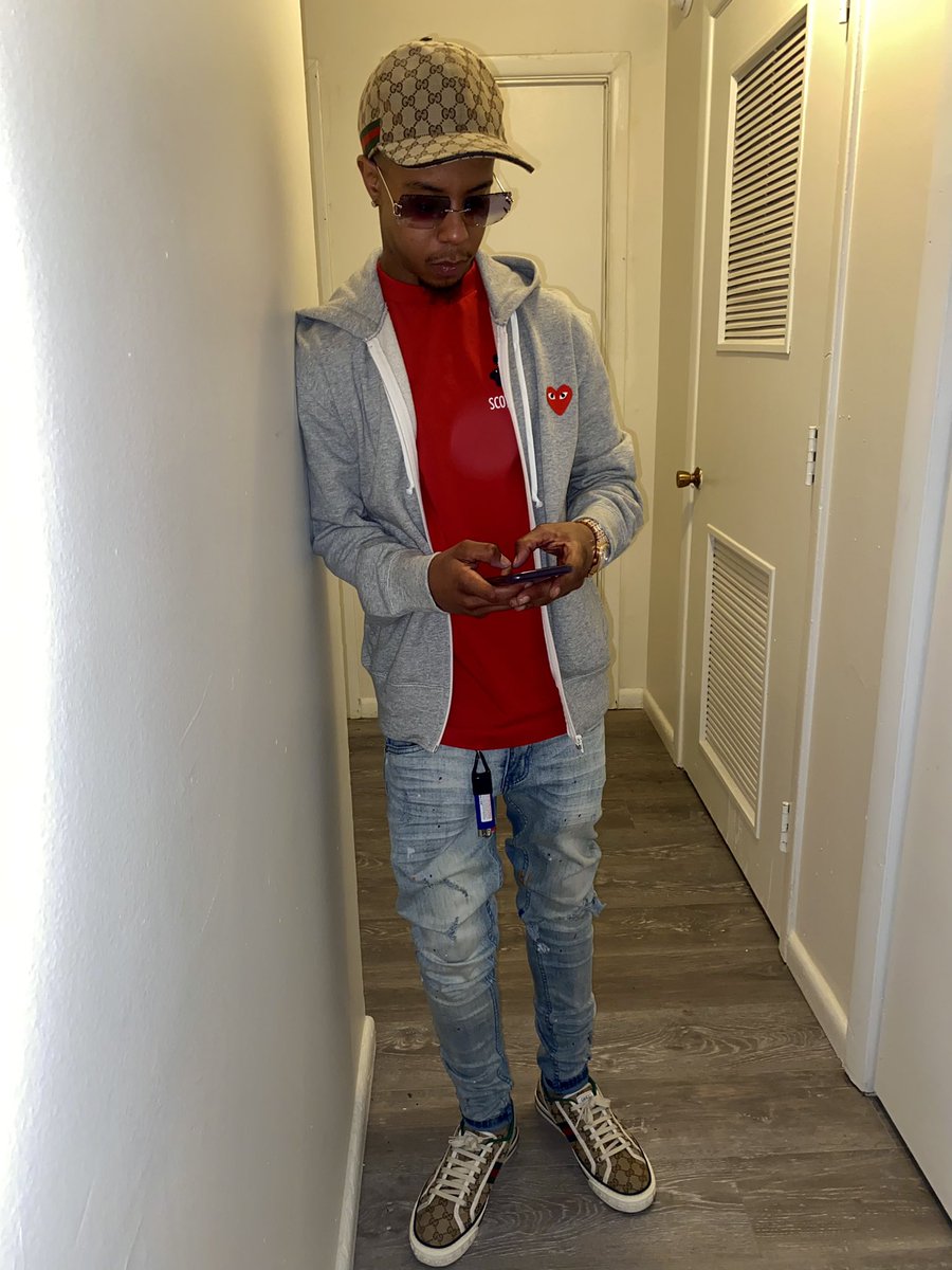 nolimitweez's tweet photo. Think about where you at then think about your past #LLK4L https://t.co/v7vGA0E2ab
