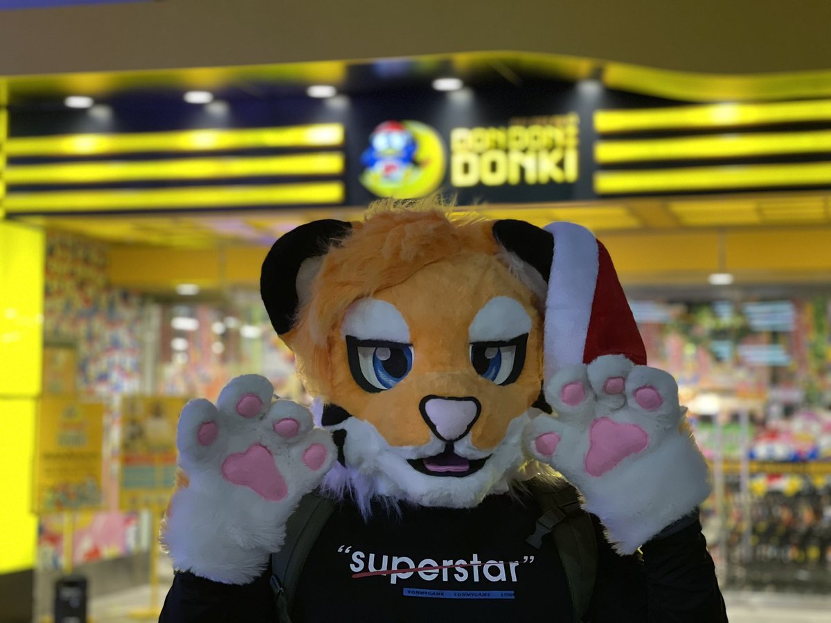 katoliger's tweet photo. #donki #katoliger https://t.co/cVInfEMVnI